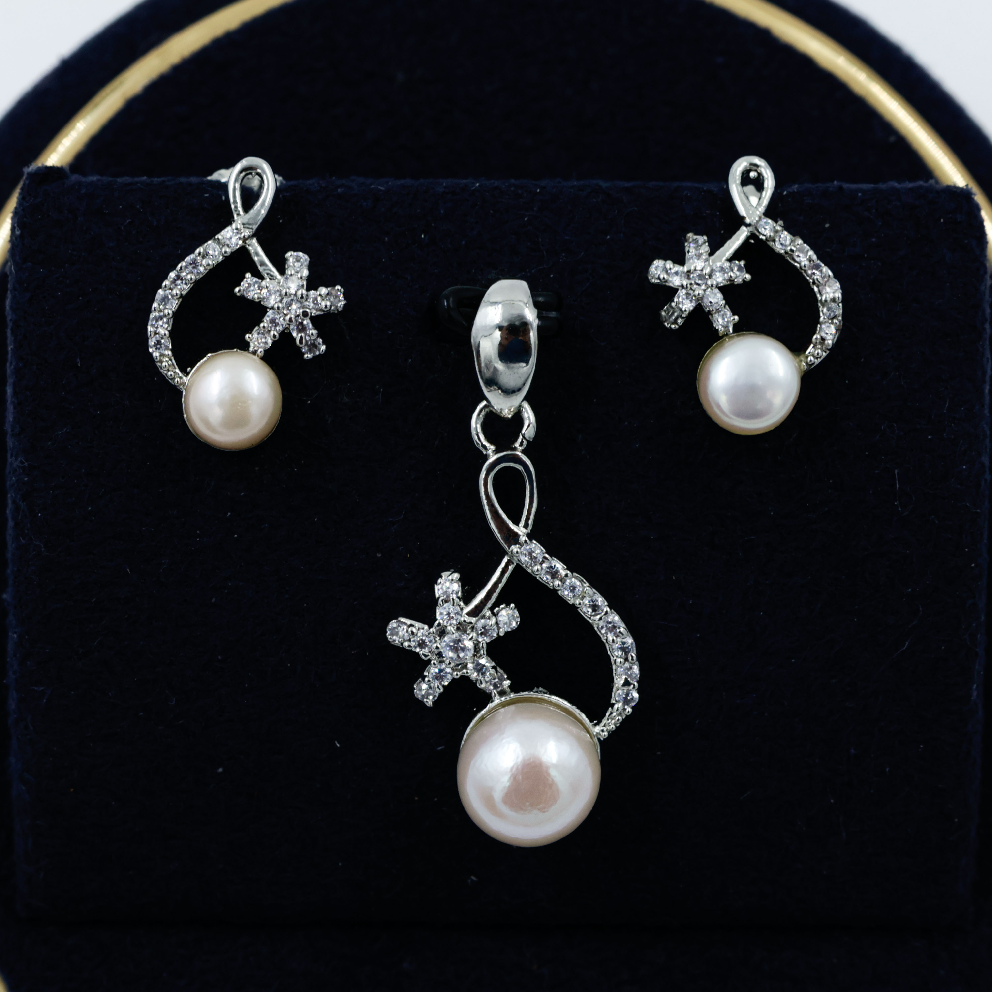 Pearl Pendant Set Without Chain